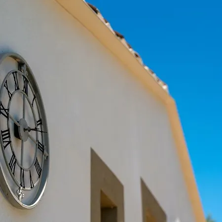 Mas la Chêneraie Lourmarin - Au calme, à 10 mn du centre ville à pied-2